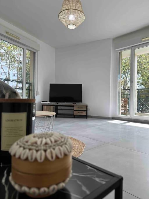 Charmant T3 Moderne Climatise วีเลอร์บาน ภายนอก รูปภาพ