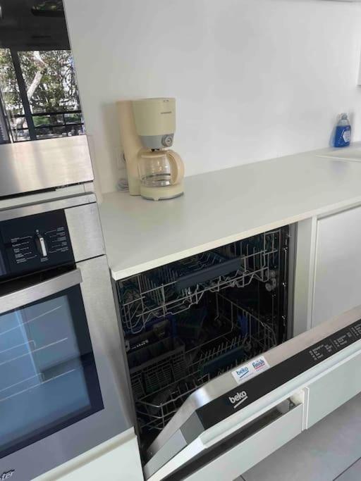 Charmant T3 Moderne Climatise วีเลอร์บาน ภายนอก รูปภาพ